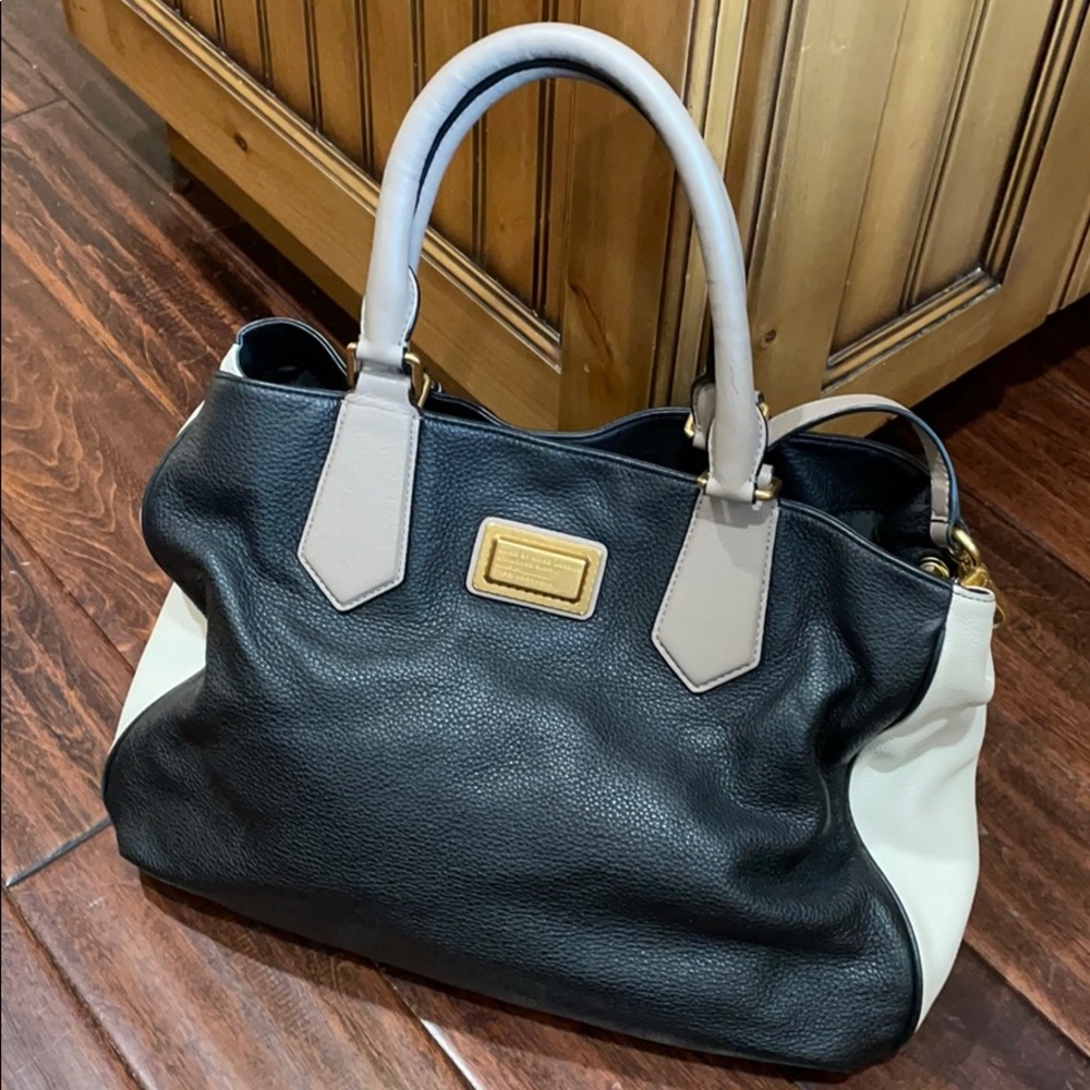 Marc Jacobs Leather Shoulder Purse